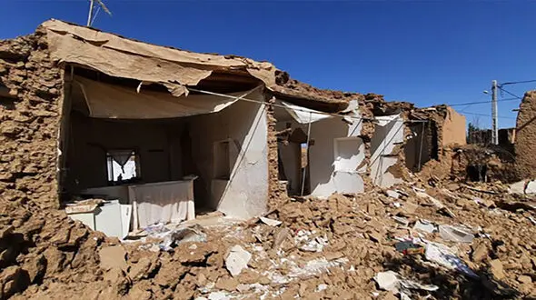 اولین فیلم و عکس ها از خسارات زلزله در خوزستان ! / 11 زمین لرزه تا مقیاس 5.6 ریشتر خوزستانی ها را وحشت زده کرد