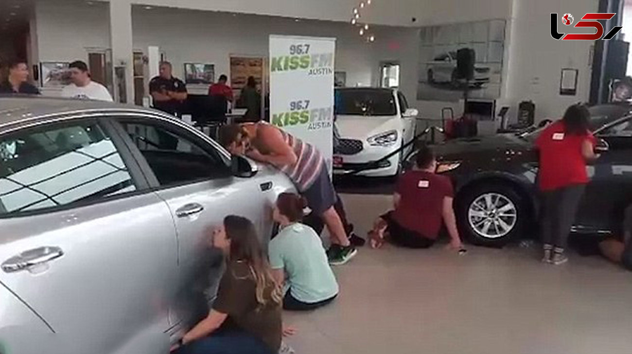دختر و پسر  50 ساعت یک ماشین را بوسیدند!+ فیلم و عکس