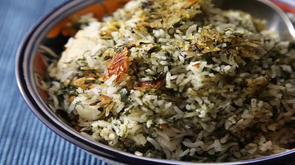 طرز تهیه گشنیز پلو برای شب عید با مرغ کره ای