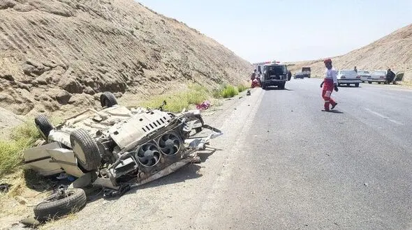 واژگونی پژو در محور بروجرد- اراک یک کشته برجا گذاشت