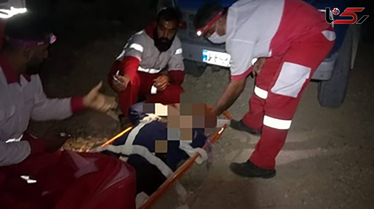 نجات جان یک زن گرفتار شده در کوه جهرم توسط اورژانس
