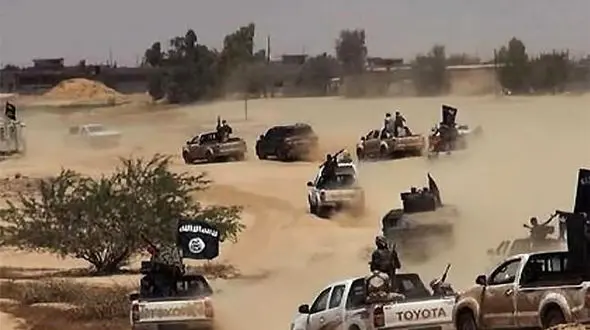 داعش: " این فرمانده فرار کرده است؛ او را بکشید!"