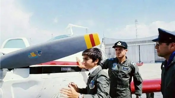 سفر به ایام قدیم سال 1339؛ محمدرضا پهلوی در حال تعقیب پادشاه بلژیک با جنگنده شخصی