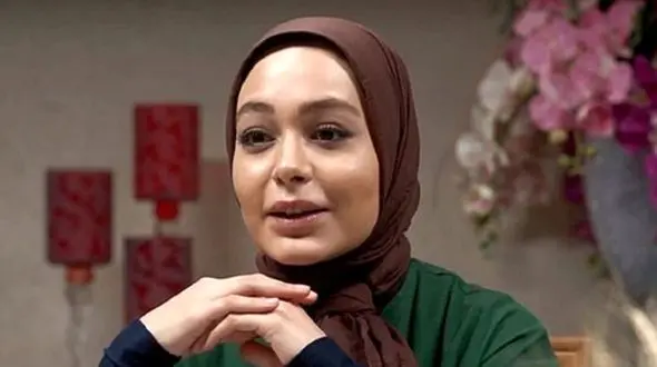 نگاهی به چهره اول صبحی و بدون آرایش سانیا سالاری ارغوان سریال دلدادگان +عکس