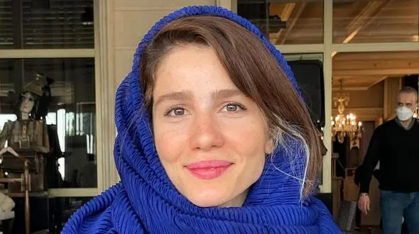 فیلم آواز اصیل شکوهمند پرواز همای با همراهی مرجان اتفاقیان / ترکم مکن ای هم گناه؛ دیوانگیم را مخواه  + موزیک ویدیو 