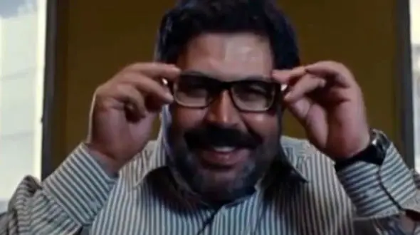 بازیگر معروف 50 ساله شد + فیلم