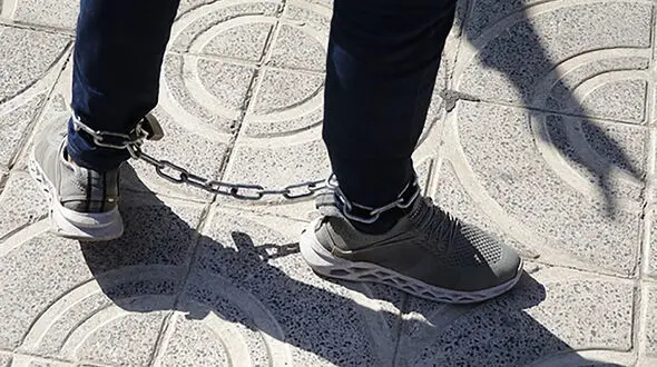 حواس پرتی کار دست مرد تهرانی داد / مغازه دار حساب مشتری را خالی کرد

