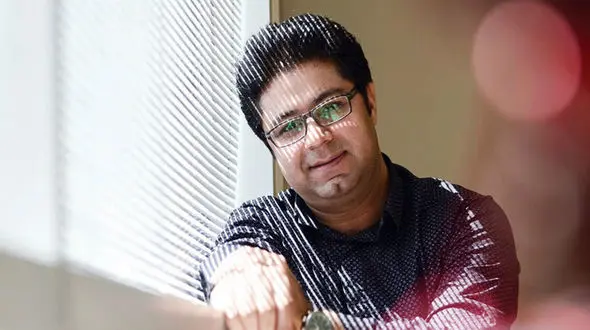 آواز ماندگار حجت اشراف زاده با شنیدن صدای مادرش / وقتی گفت حجت جان مثل ابر بهاری گریه کرد!