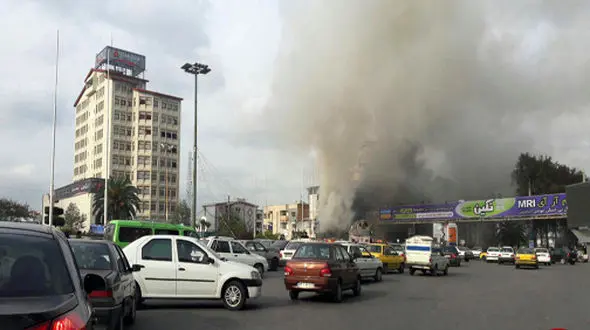 آتش سوزی مهیب در ساختمان کفش ملی ساری +فیلم و تصاویر 