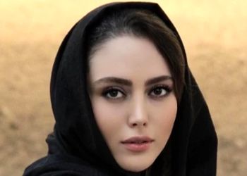 نگاهی به روسری خال خالی و ماشین لوکس شادی مختاری بازیگر کم سن و سال سینما +عکس