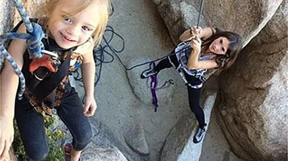 این کوهنورد جهان فقط 3 سال سن دارد! + عکس