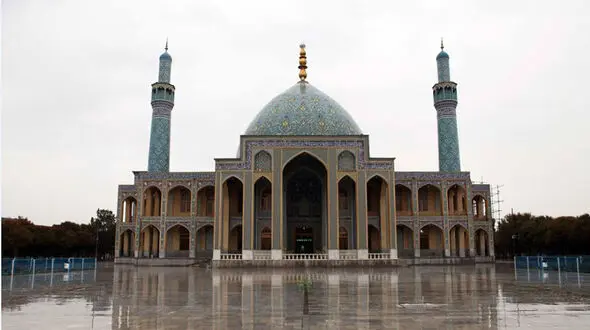  فوت زائر آستان امامزاده آقا علی عباس به دلیل نبودن پزشک 