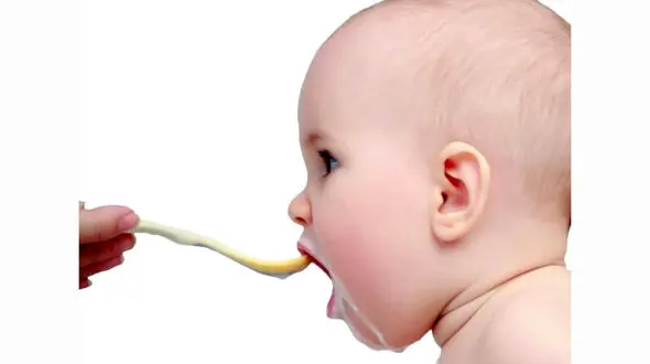 غذاهای کمکی مناسب کودکان کم وزن