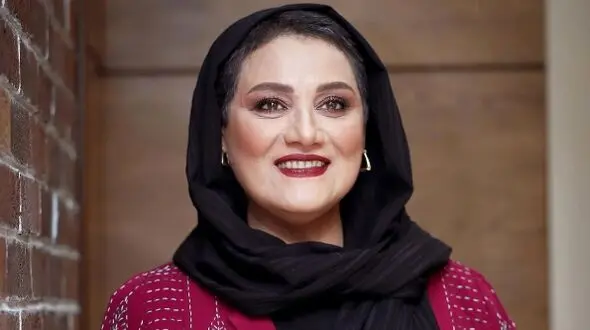 وقار و ظرافت در استایل با امضای رژ لب قرمز؛ شبنم مقدمی زیباتر از همیشه دیده شد