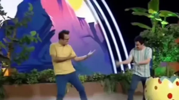 غوغای رقص و آواز هندی عمو پورنگ و حامد آهنگی با آهنگ شاد +فیلم