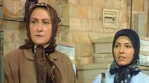 فیلم دیدار مریم امیر جلالی و آناهیتا همتی 30 سال بعد از سریال خانه به دوش ! / تغییراتشان را ببینید