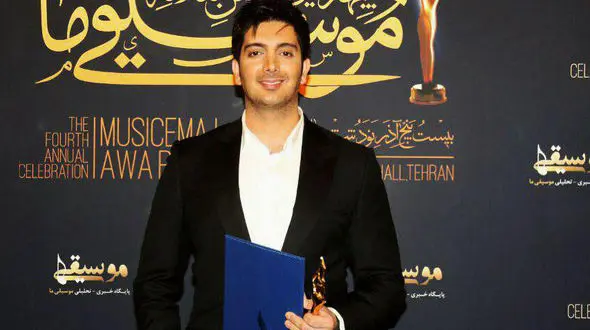 بهترین قطعه پاپ سال در کنسرت موسیقی شب گذشته فرزاد فرزین+فیلم