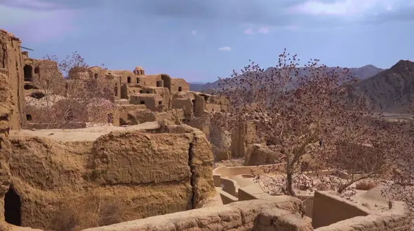 ببینید / نماهنگ بی کلام آرامش بخش با تصاویری از کویر یزد + فیلم 