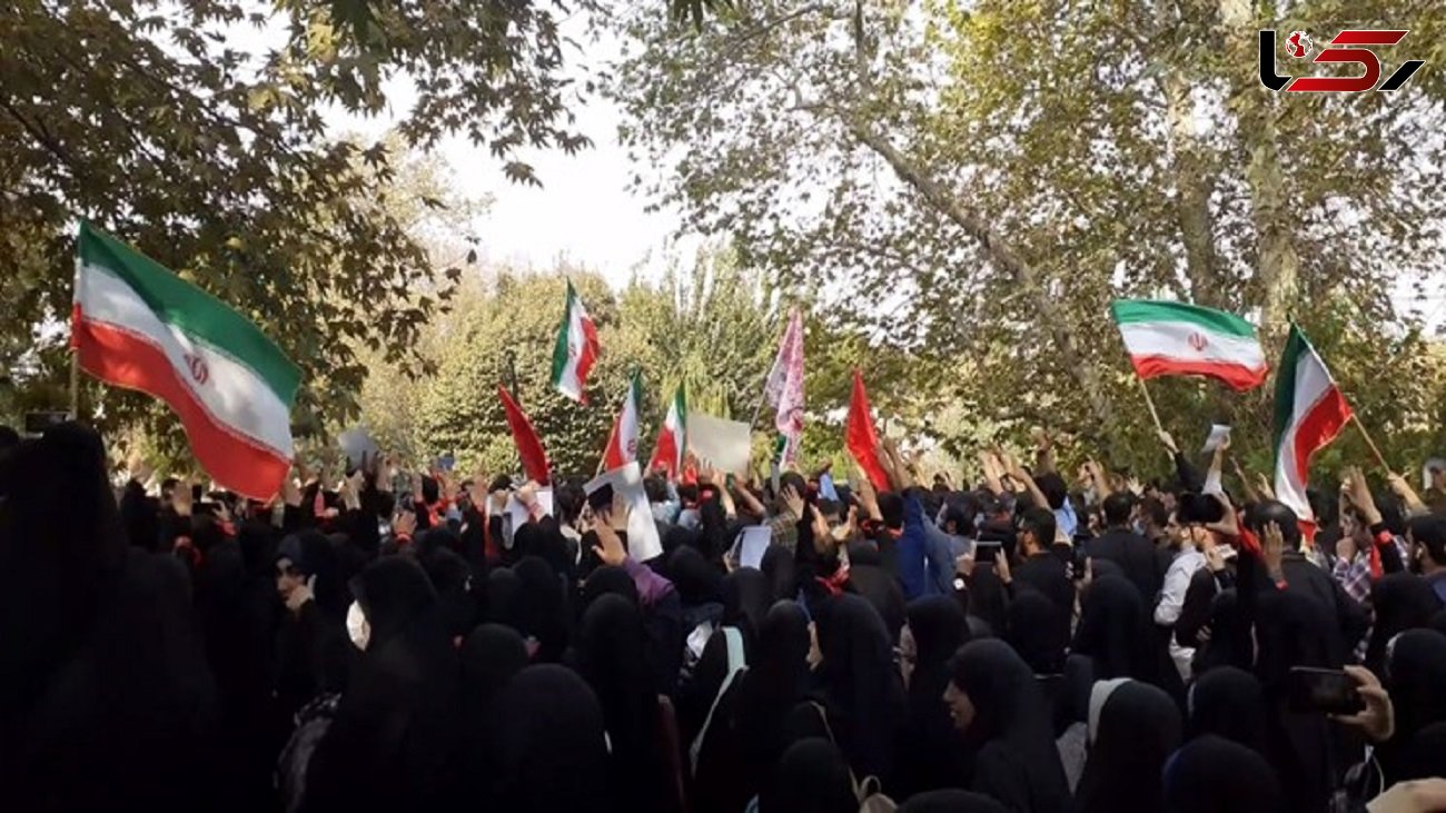 تجمع بزرگ دانشجویان و اساتید دانشگاه تهران + فیلم 
