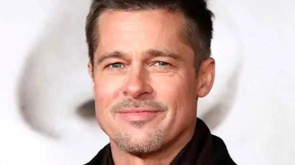 عجیب‌ترین اتفاقات در زندگی مشاهیر هالیوودی/ از دستفروشی آقا تا گریه خانم بازیگر برای لباس!
