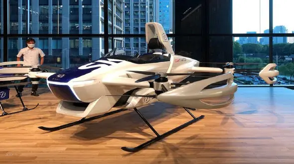 رونمایی از خودروی پرنده در ژاپن