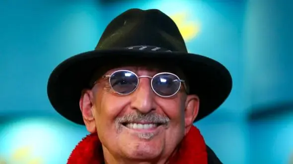 فیلم / فرهاد آئیش: دو دلیل دارم برای بچه دار نشدن / دلایلش چیست ؟!