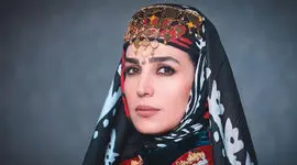 عکس/ نگاهی به منزل فوق لاکچری سوگل طهماسبی/ از فرش لاجوردی و لوستر های اعیانی تا تابلو های هنری و پرده‌ های چشم‌ نواز
