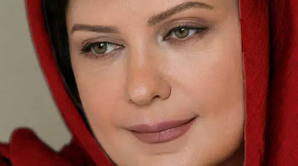 عکس تتوهای عجیب لعیا زنگنه / جدیدترین چهره خانم بازیگر چشم رنگی ایران !