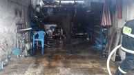  آتش سوزی مغازه باتری سازی در ساری