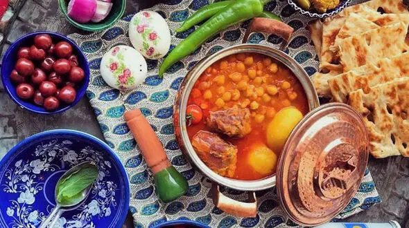 این میوه و غذاها را باهم نخورید!