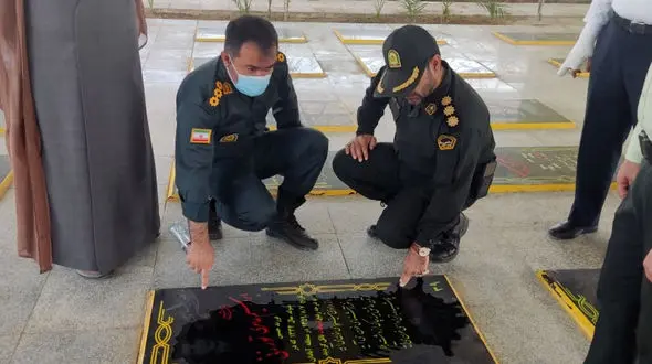 تجلیل پلیس آبادان از مقام والای شهدا در دومین روز هفته فراجا + فیلم