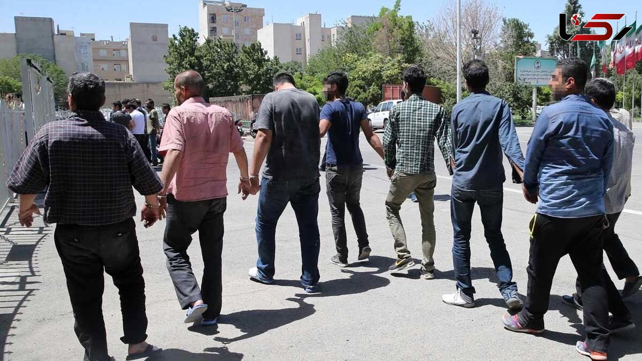 دستبند پلیس بر دستان 7 قاپ زن حرفه ای در کرمانشاه