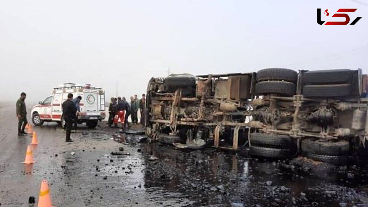 واژگونی مرگبار تریلی در جاده آرادان