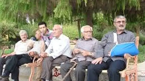 عیدی کارگران بازنشسته مشخص شد / همه اعتراض دارند