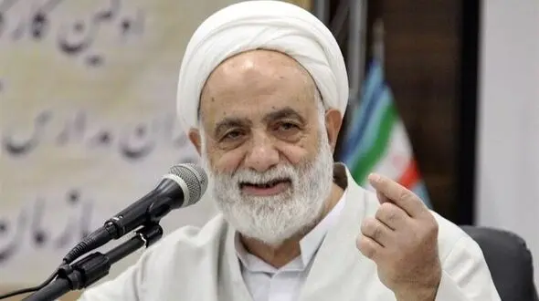فیلم / صحبت های جذاب آقای قرائتی: آدم اولش که سیگار میکشه وجدانش پس میزنه بعد که تمرین میکنه لذت میبره یه ابروشو میندازه شمال شرقی یکی رو جنوب غربی میگه پووف ...