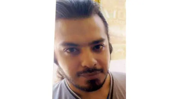 این قاتل بی رحم را می‌شناسید؟ / او دختر 7 ساله خود و پدرش را به قتل رسانده است + عکس چهره باز