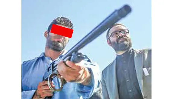 ناسزاگویی به نوعروس داماد را دست به اسلحه کرد + عکس بازسازی قتل
