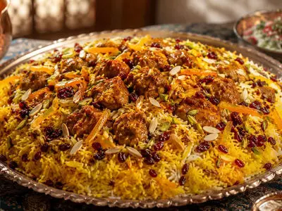 قیمه نثار قزوین نذری ماه محرم + فیلم