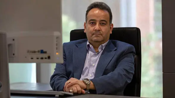 بازار ارز تجاری به قوت خود باقی است