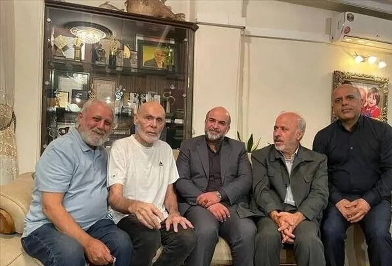 جمشید هاشم پور