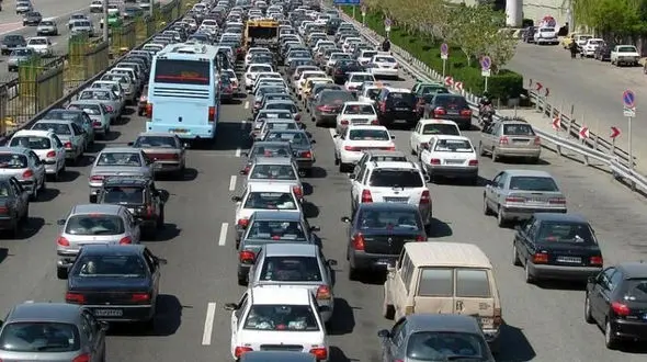 شروع ترافیک نیمه سنگین در خیابان های کرج با شروع سفرهای نوروزی 