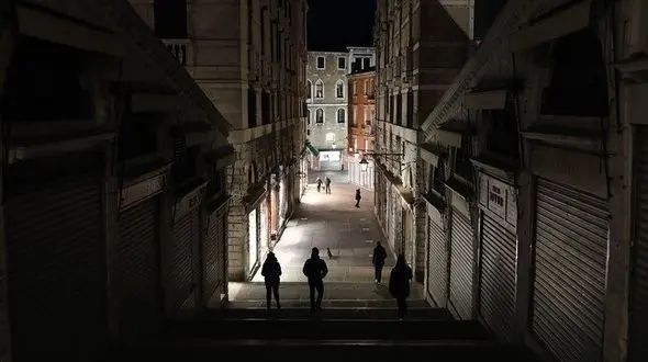  برخورد  شدیدبا خانه‌های پلاک قرمز/ ایجاد بانک اطلاعات آسیب‌های اجتماعی محلات پایتخت

