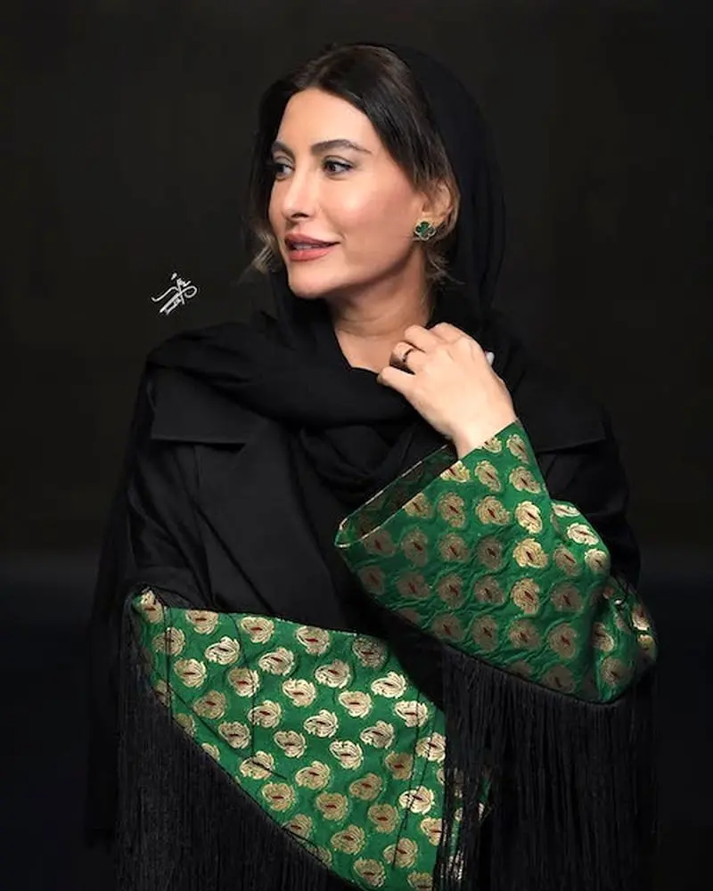 کت هندی فریبا نادری