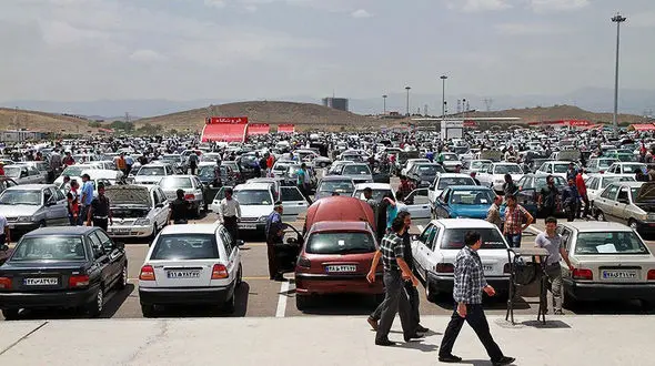 از قیمت لکسوس تا بازار دو نرخی خودروهای داخلی در نخستین روزهای بهار 