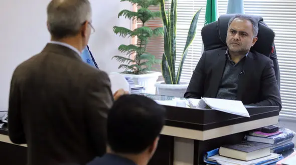 دومین جلسه محاکمه برادر رئیس جمهور کشور / آقای ر.د هم آمد + عکس