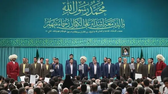 گرامیداشت عید میلاد پیامبر اکرم (ص) و امام صادق (ع) در حسینیه امام خمینی(ره) + تصاویر