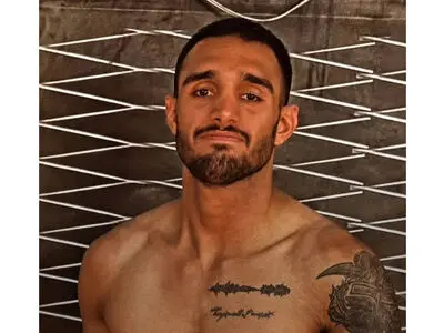 قتل خونین امیرمحمد اسدی  قهرمان MMA در اتوبان همت تهران / قبل از مرگ با مادرش تماس گرفت