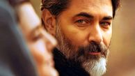 قاب‌ دونفره پارسا پیروزفر و هدی زین‌العابدین در یک نمایشگاه 