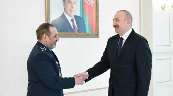 دیدار وزیر دفاع ایران با رئیس‌جمهور آذربایجان
