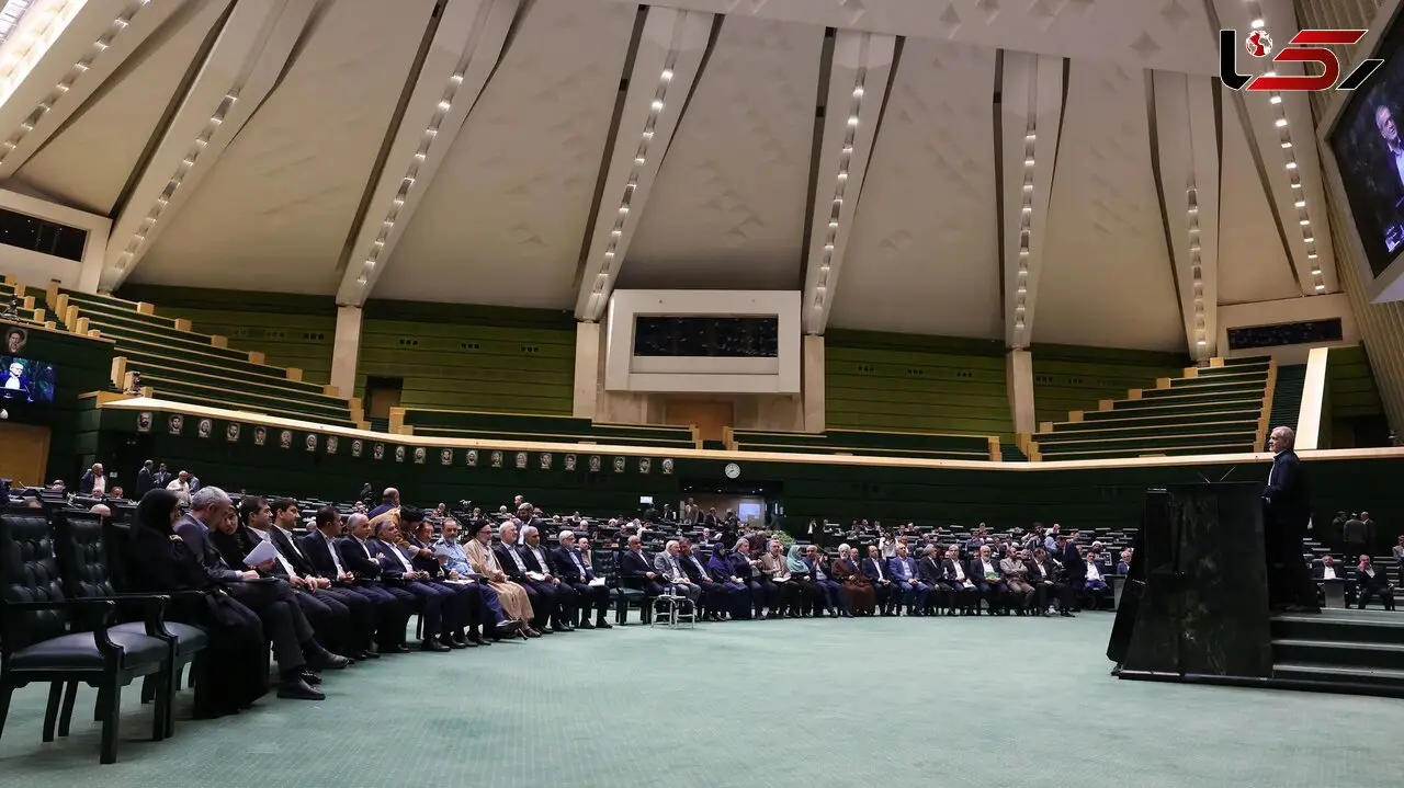 بازی پشت پرده مخالفان دولت در جلسات شبانه نمایندگان!